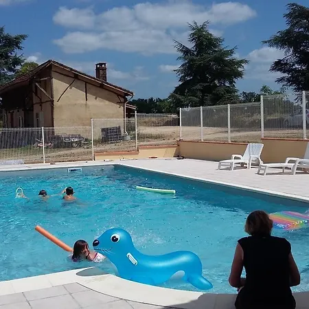 ベッド・アンド・ブレックファスト Relais Du Haget Cravencères